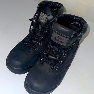 Timberlands boys US 4